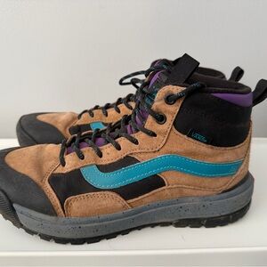 Vans MTE Primaloft-Lined Ultra Cush Women’s Size 9